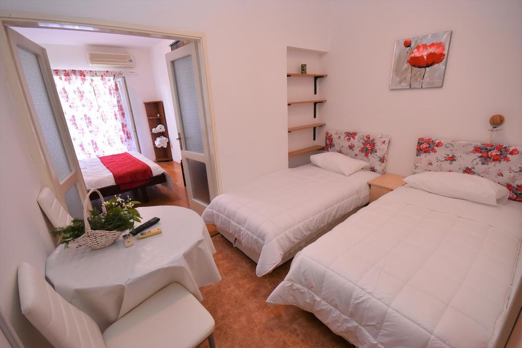 Nikic Apartments Херцег-Нови Экстерьер фото
